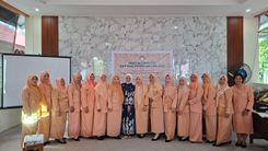 Pertemuan Rutin Dharma Wanita Persatuan (DWP) Kabupaten Sintang di Kantor Kecamatan Sintang